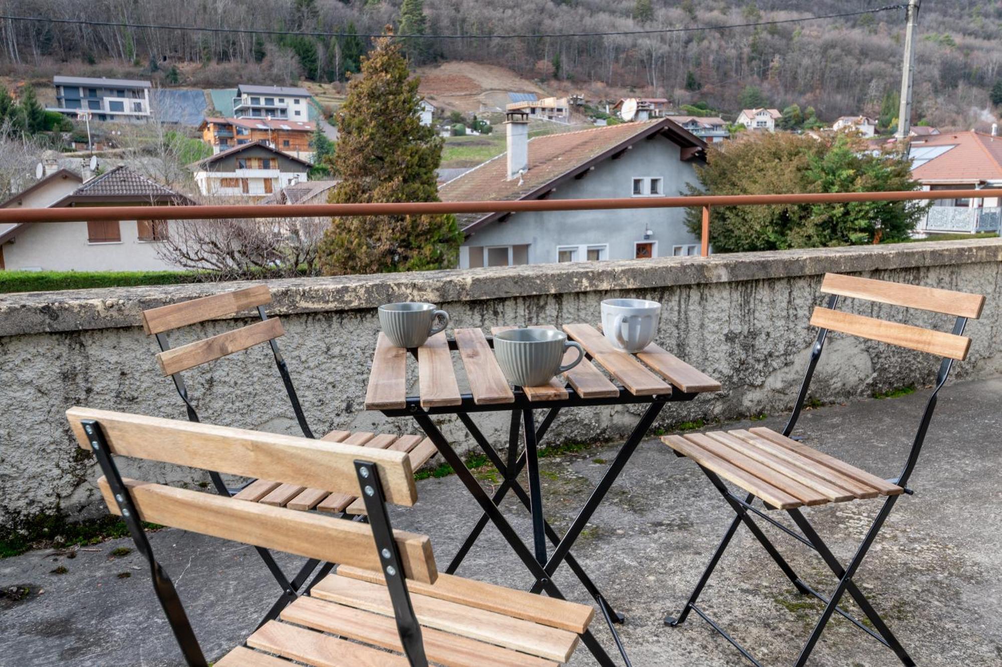 Budget Studio Proche Lac Sévrier Екстериор снимка