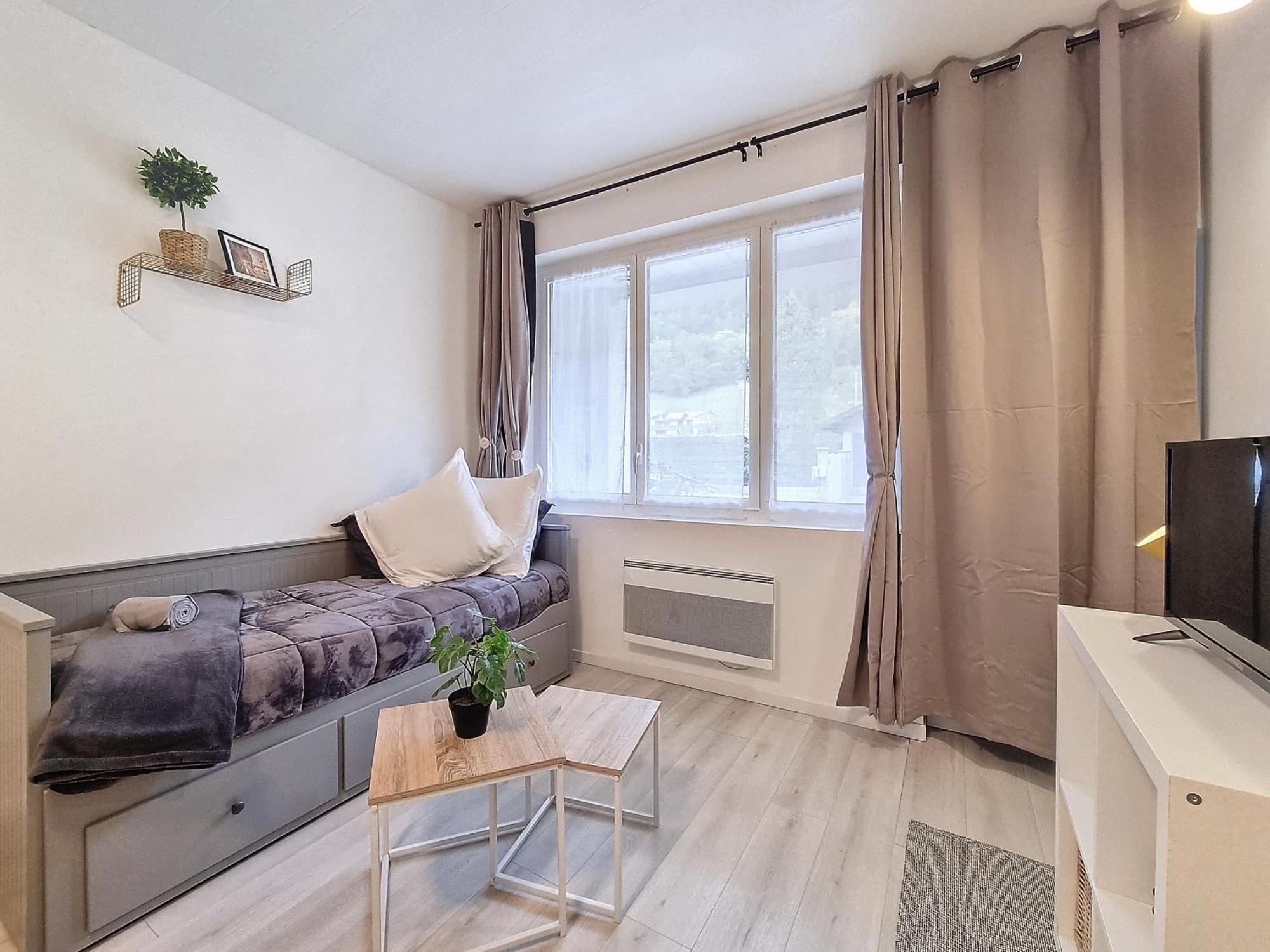 Budget Studio Proche Lac Sévrier Екстериор снимка
